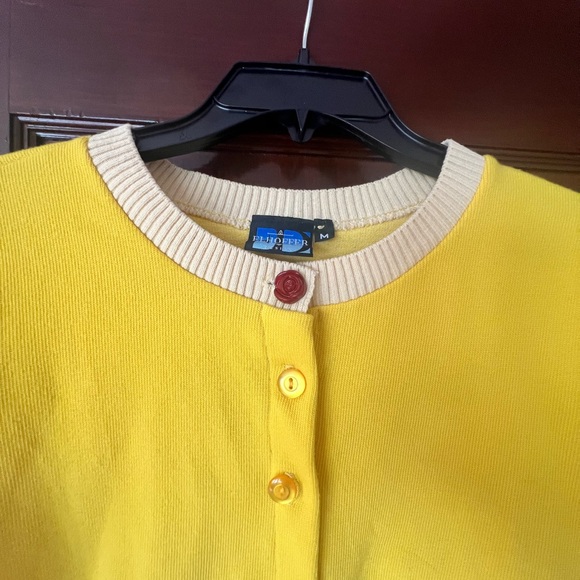 Princess inspired cardigan - Picture 2 of 4